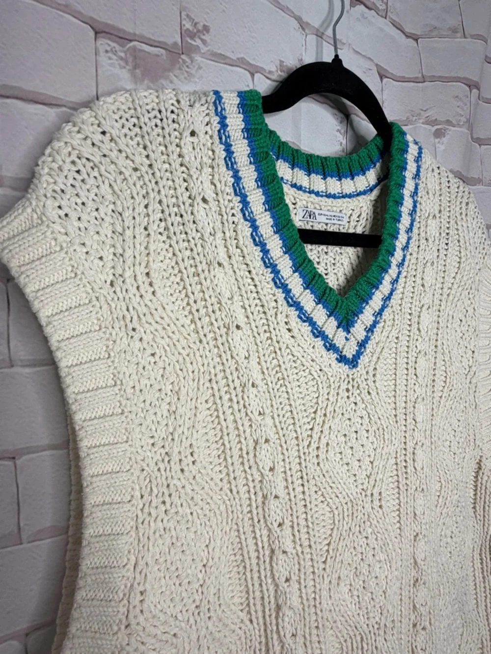 Zara Cream Cable Knit Sweater Vest V-Neck Preppy Varsity Chunky Knit Cottagecore